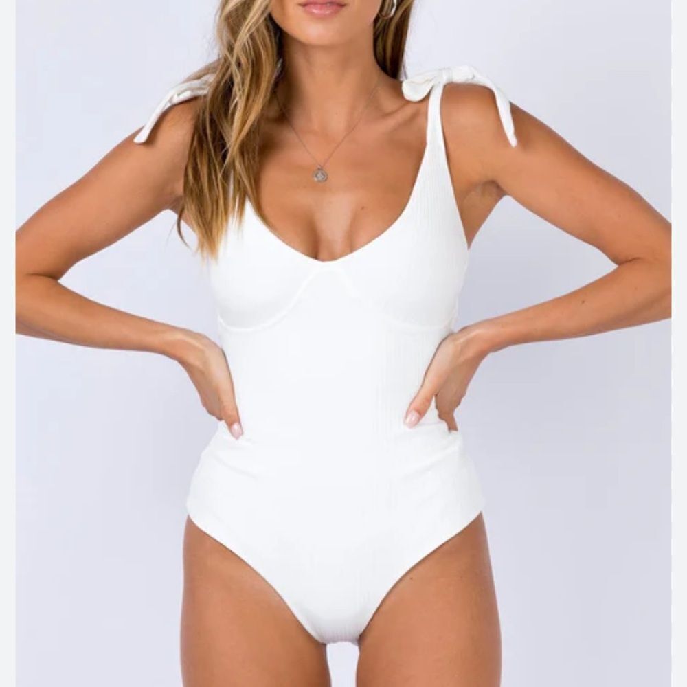Princess Polly Clove Tie Up Bodysuit White Women’s 4